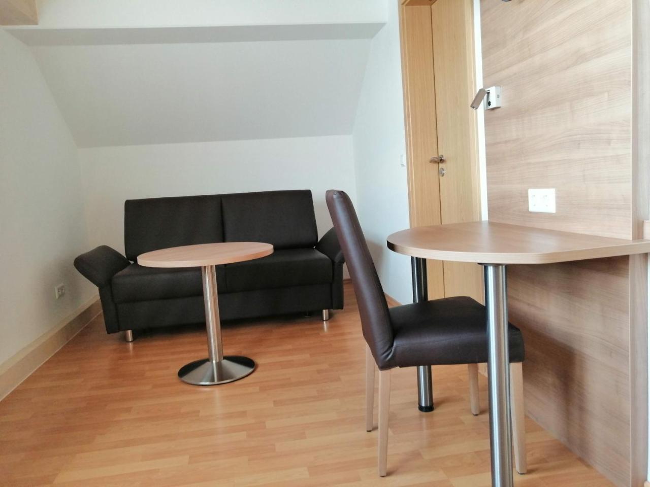 란게나우 Gruener Baum B&B 외부 사진